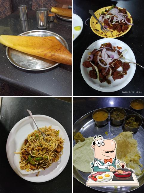 Omelette at Geetha Bhavan