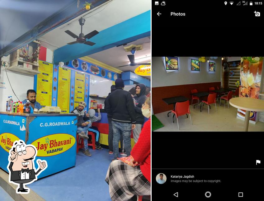 The interior of Jay Bhavani Vadapav