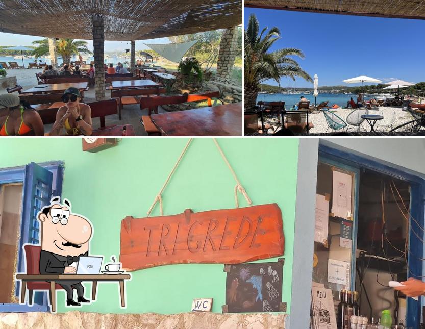 Siediti a un tavolo di Tri Grede