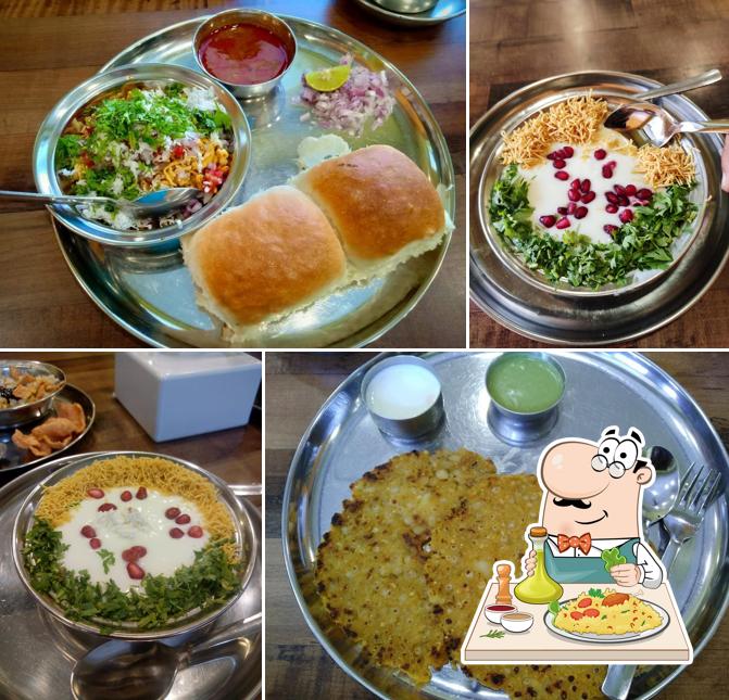 Shrimanti Misal & Snacks