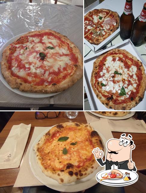 Ordina tra le svariate varianti di pizza