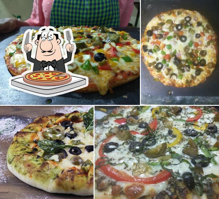 Try out pizza at Mokka