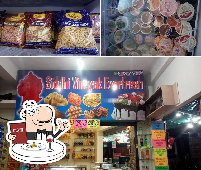 The photo of food and interior at Siddhi Vinayak Everfresh