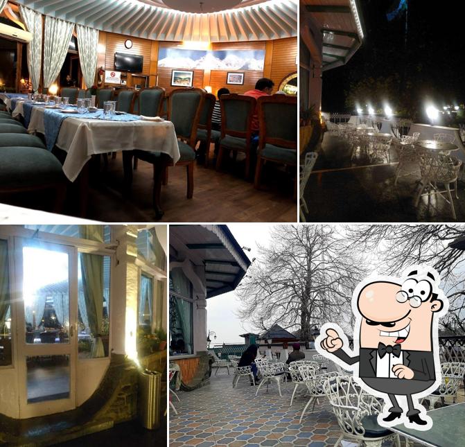 The interior of Goofa Ashiana Restaurant