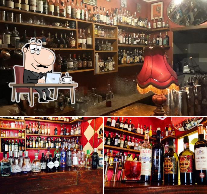 Gli interni di L'alchimista