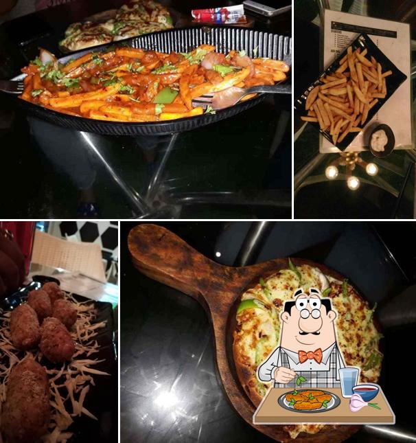 Chicken wings at Soccer Atrangi cafe & restaurant