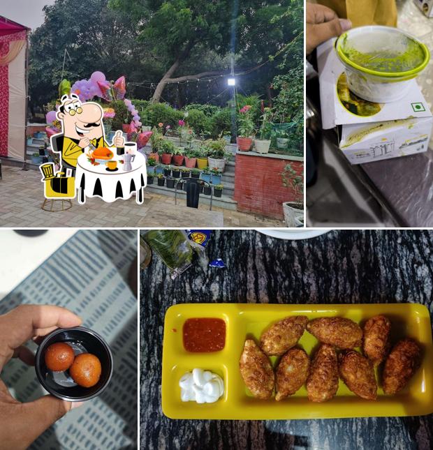 Food at Jay Bhawani Vada Pav