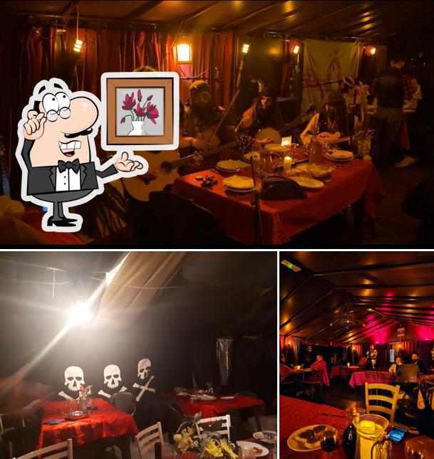 Siediti a un tavolo di Lo Mastro Vinaio Osteria Braceria e Laboratorio Artigianale Vini Speziati e Aromatizzati