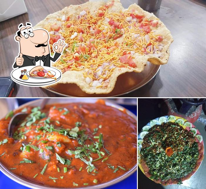 Pick pizza at New Kathiyawadi Dhaba