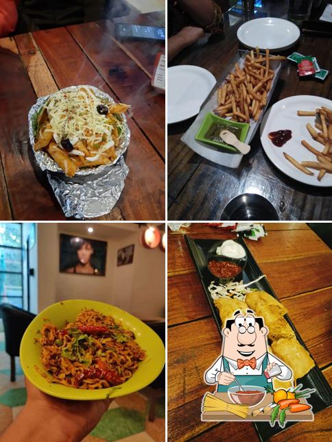 Spaghetti bolognese at Mr.Tea Cafe-Rock