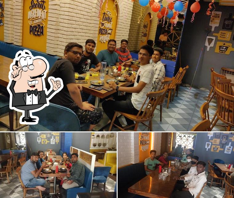 The interior of Papa Louie's Pizza Patan