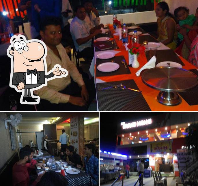 The Grand Mom's Restaurant is distinguished by interior and dining table