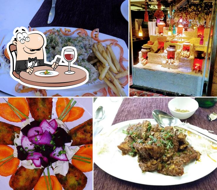 Food at Port O' Gomez