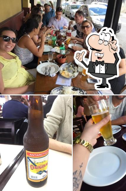 Entre diversos coisas, interior e cerveja podem ser encontrados no DULCIVALE