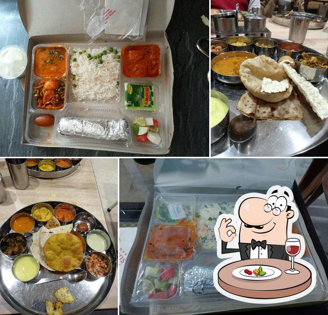 Meals at Rajhans Thali ( Regent )