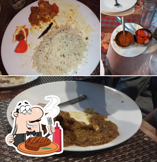 Get meat meals at Hotel Singhaal And Restaurant
