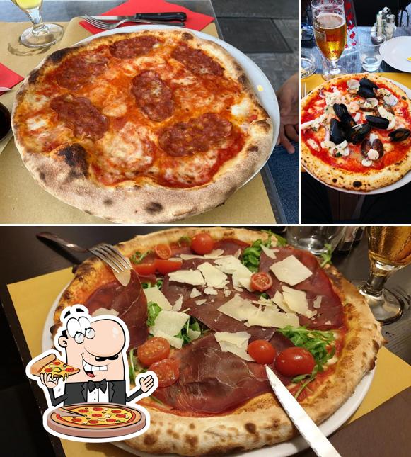 Prova una pizza a Il Vesuvio Ristorante Pizzeria
