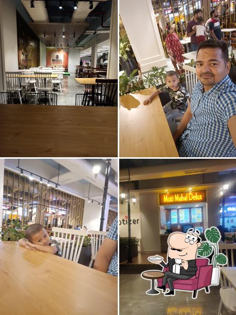 Check out how Moti Mahal Deluxe looks inside