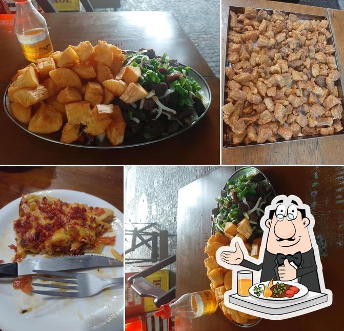 Comida em Maria Lôca Bar