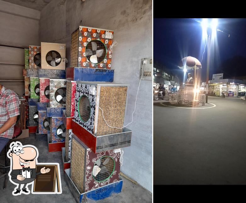 The photo of Agrawal Chaat Bhandar Kareli’s exterior and food