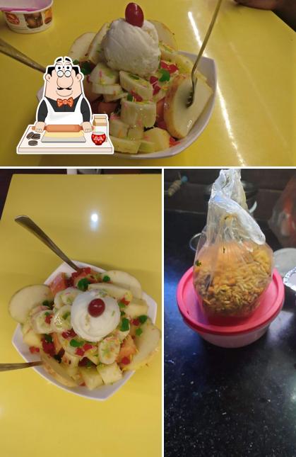 Bangarpet Chats(Ambi bangarpetchats) serves a number of sweet dishes