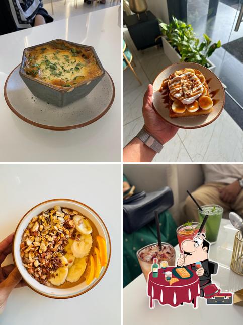 Waffles at Café Flourista