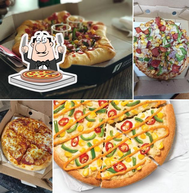 Get pizza at Pizza Hut VVIP Mall, Ghaziabad