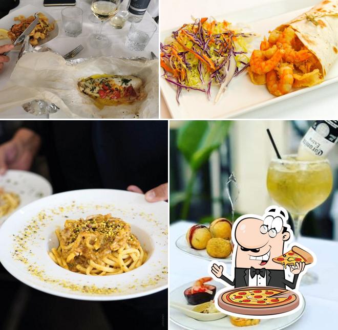 Prenditi una pizza a Bianco Sale