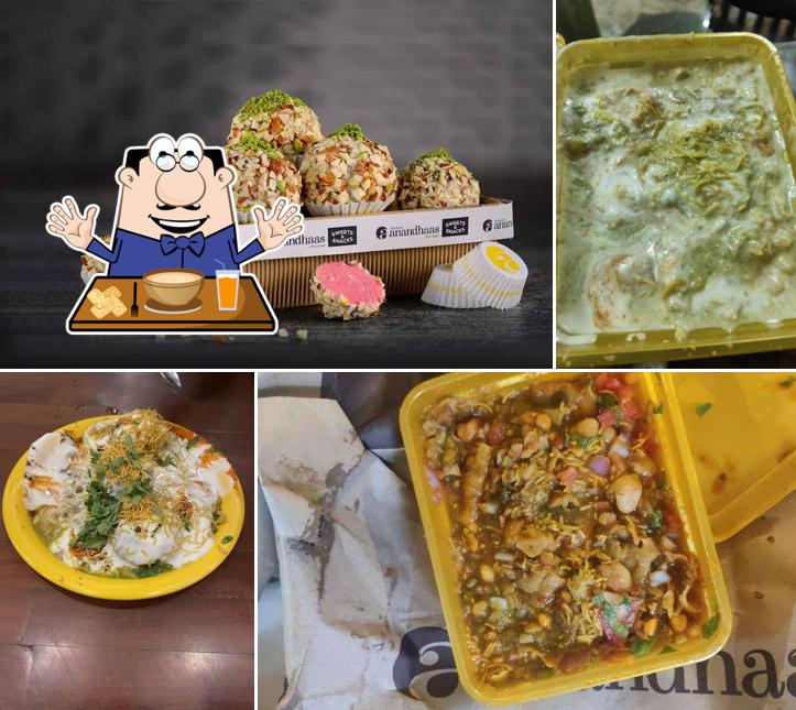 Clam chowder at Shree Anandhaas Sweets & Snacks