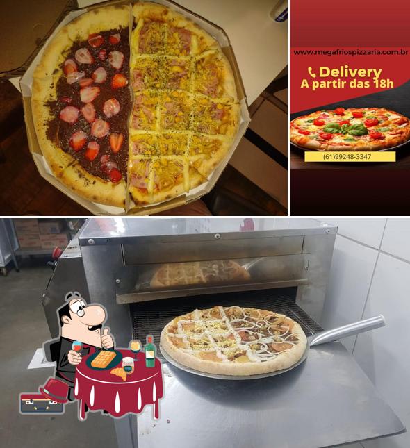 mega frios pizzaria