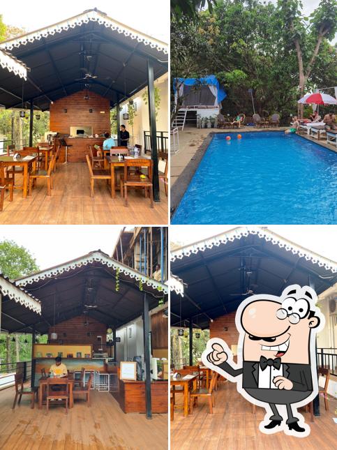 Check out how Cafe Mish looks inside