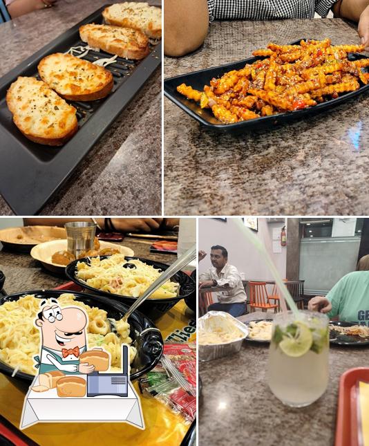 Garlic bread at Food Costa