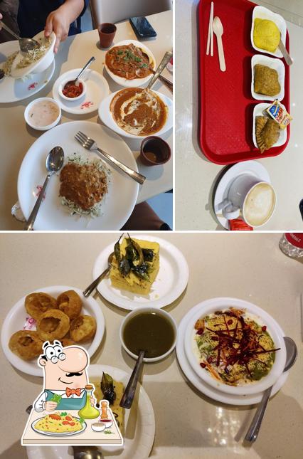 Food at CHITTCHORE- BIKANER GHARANA- RESTAURANT