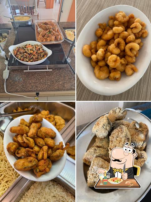 Comida em Restaurante da Helena Praia do Rosa - SC