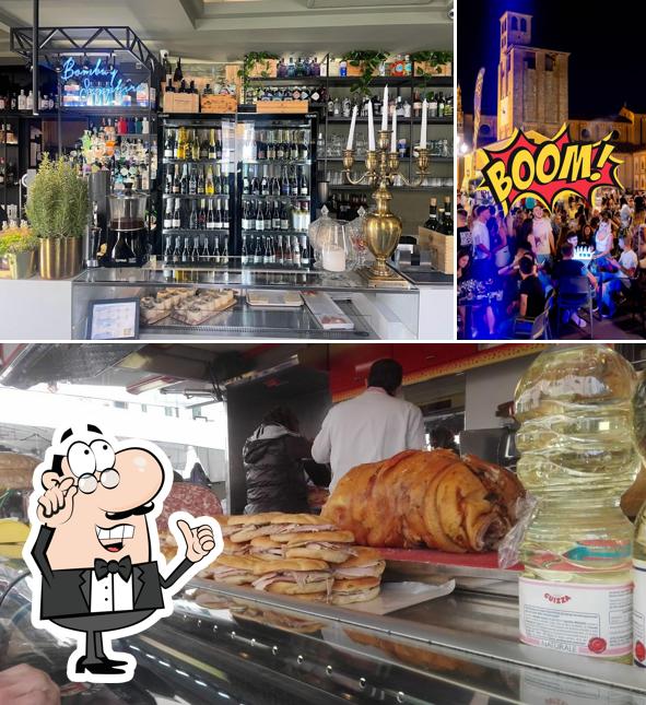 Siediti a un tavolo di Cafè Pavoni