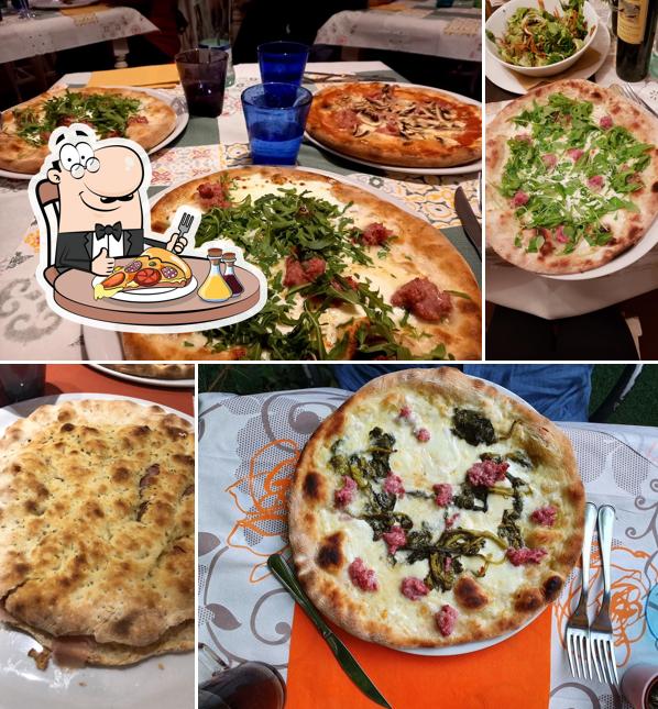 Ordina una pizza a La Vecchia Cascina