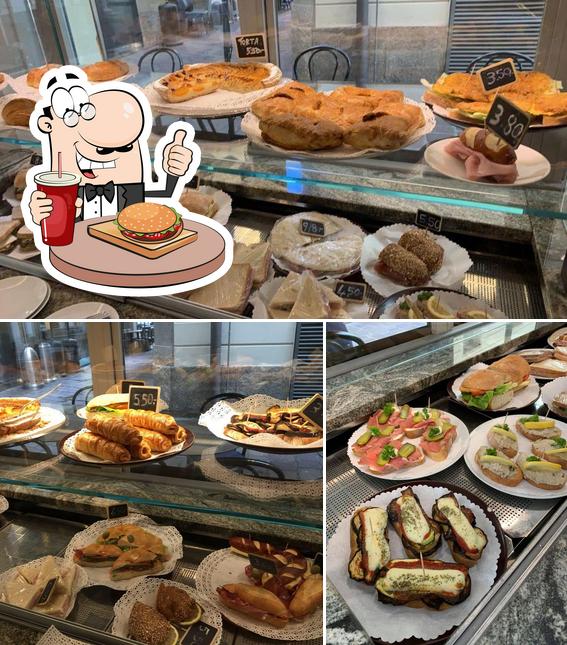 Ordina un hamburger a KREAM