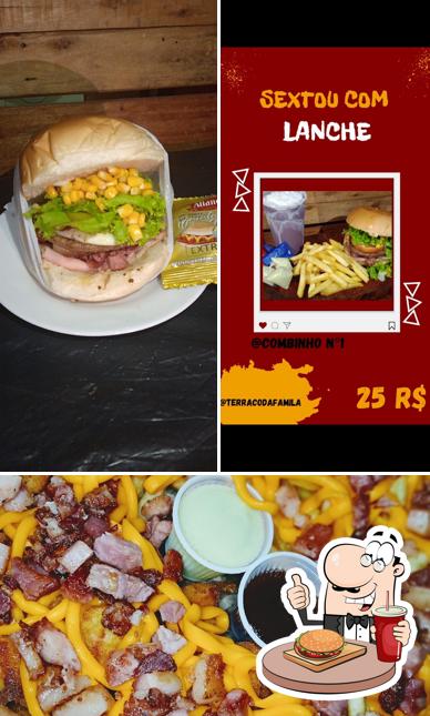 Os hambúrgueres do Terraço da Familia irão saciar uma variedade de gostos