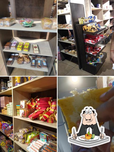 Food at Karachi Bakery, Shamshabad