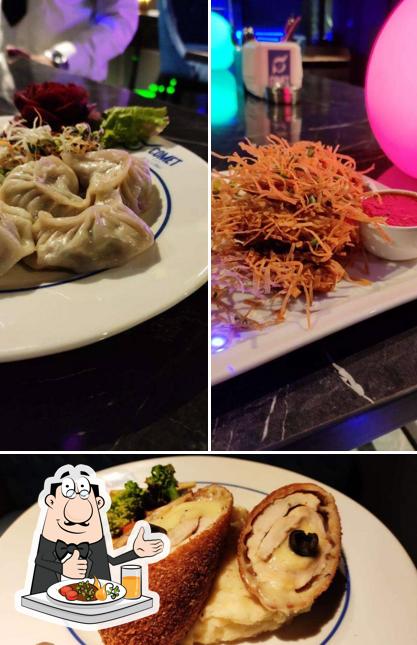 Meals at COMET HOTEL