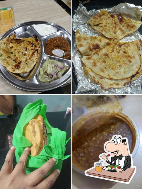 Food at Amritsari Kulcha (Narela, Delhi)