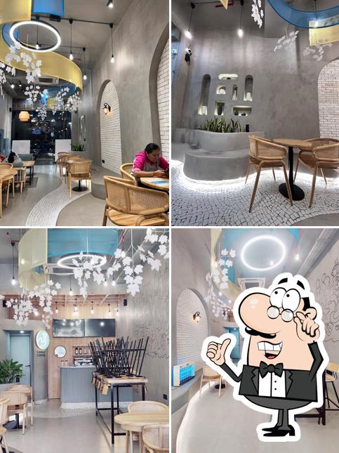 The interior of Camilo Coffee - Gandhinagar