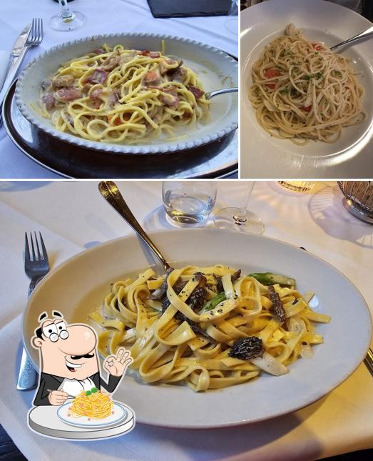 Spaghetti alla carbonara al Toscana