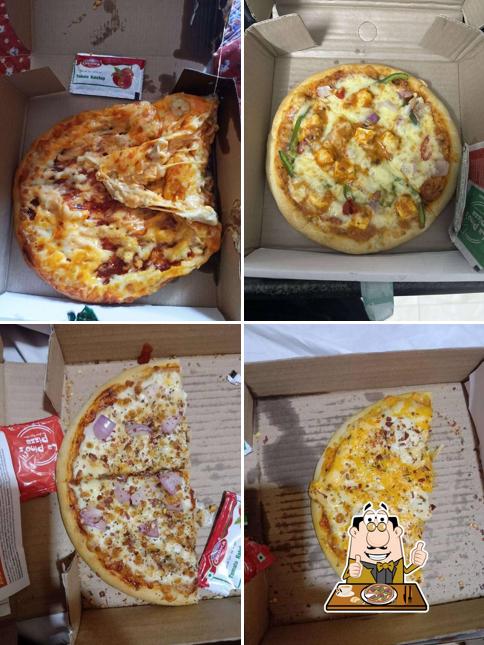 Try out pizza at La Pino'z Pizza Ghatkoper West