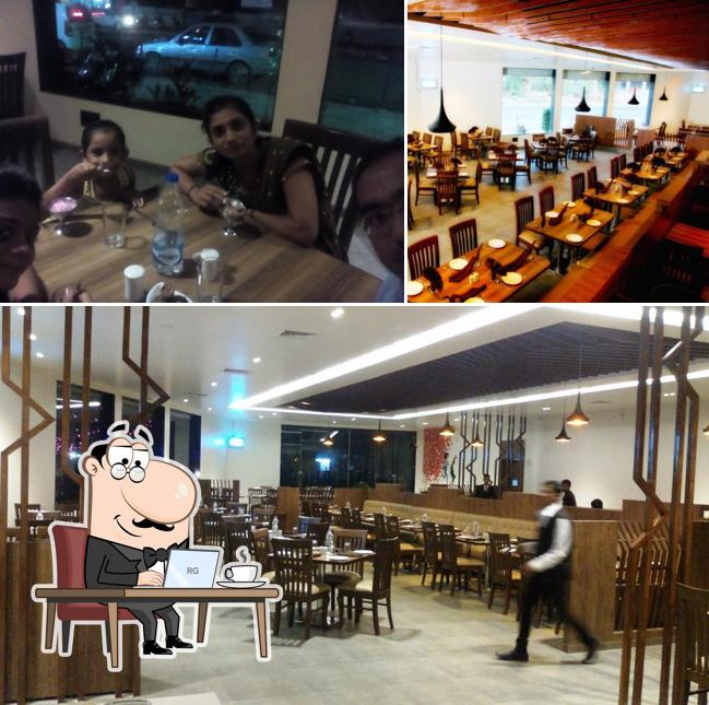 Check out how La Tomatina Restaurant looks inside