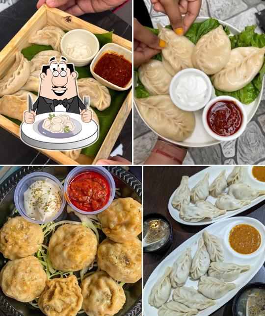 Dumplings at Momo Drama