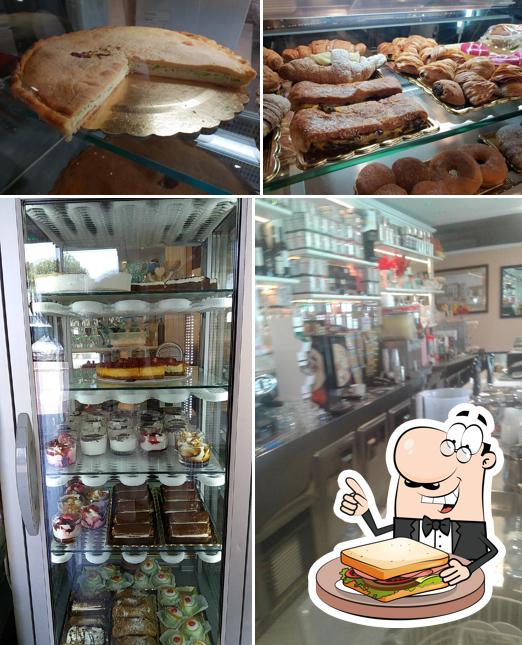 Fatti un panino a Bar Platani