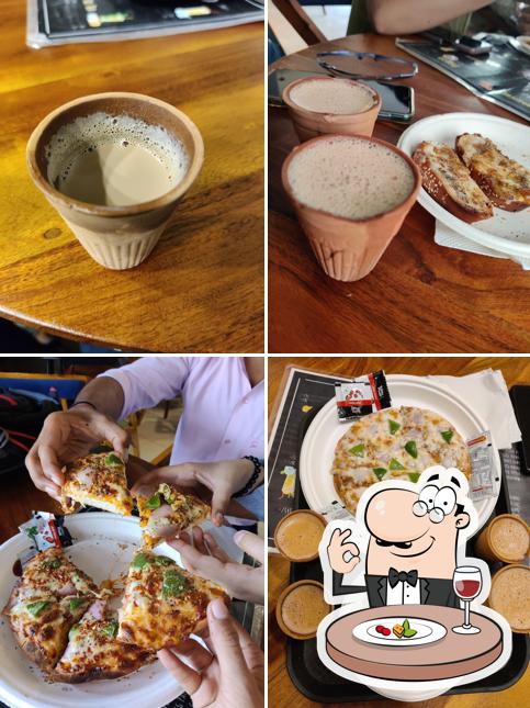 Food at Chai Sutta Bar MMMUT