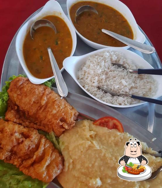 Platos en Restaurante Garota de Itaúna