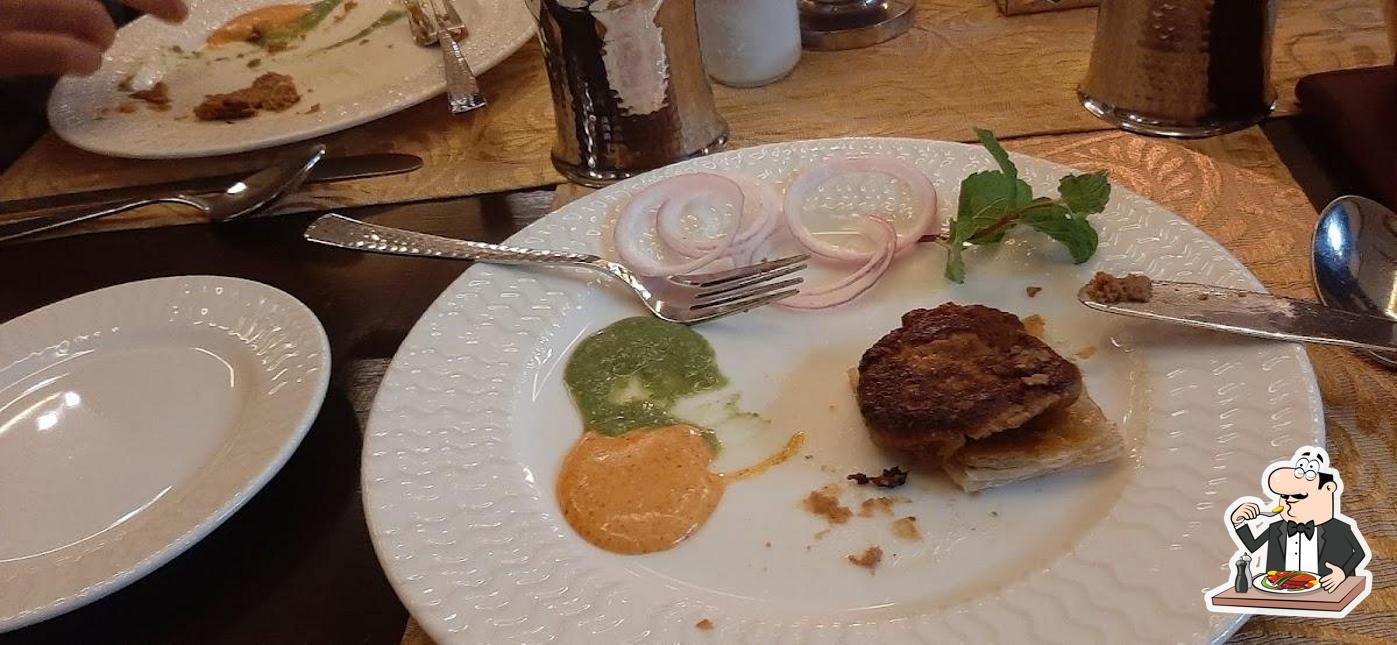 Food at Za-Aiqa